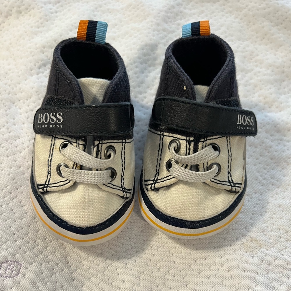 Hugo Boss newborn shoes